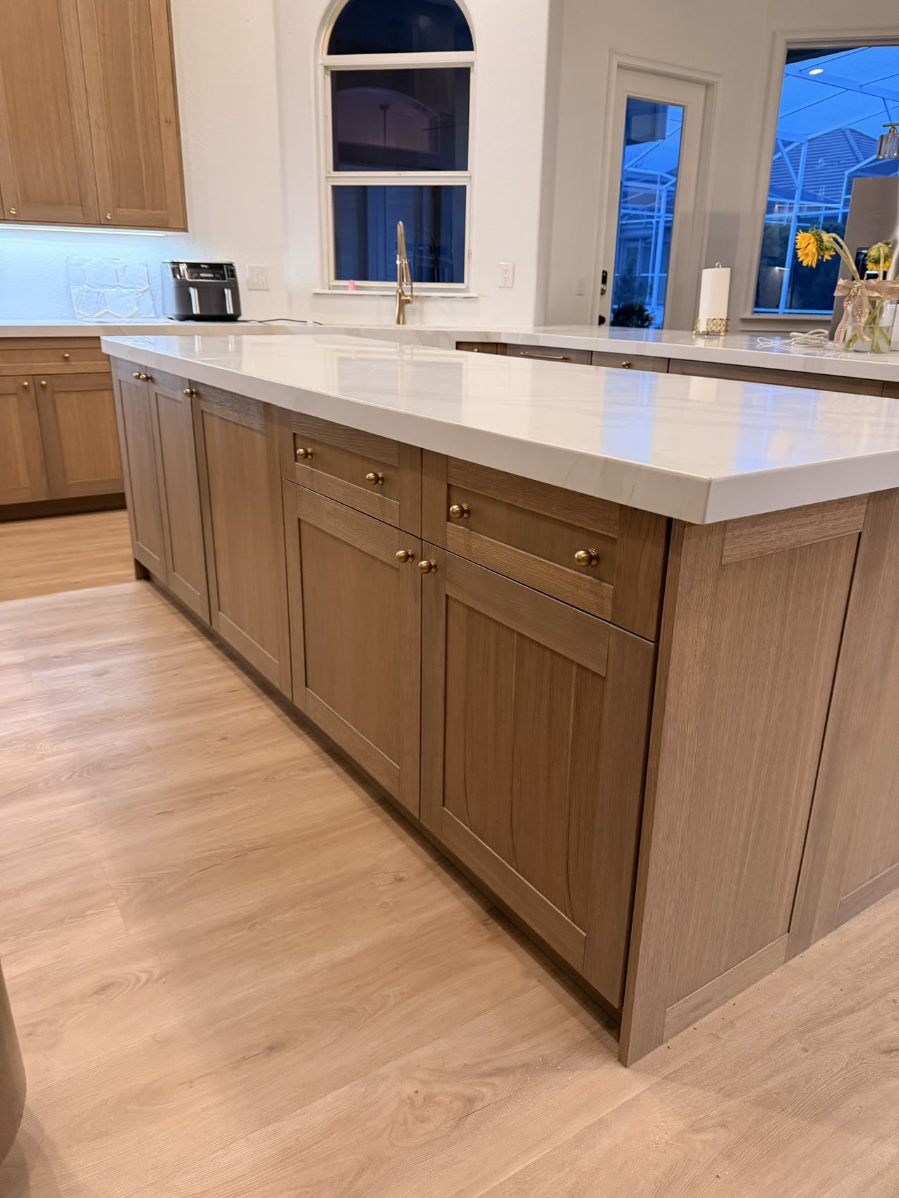Lilian Oak Island &mdash; Kitchen